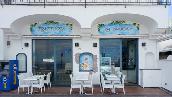 Trattoria Da Pasquale.Capri Rosticceria, Pasticceria, Tavola Calda, Catering, Ristorante Via Roma, 75d, Mail:trattoriadapasquale@hotmail.it  Tel:081 837 8125 Cell. +39 333 626 4454