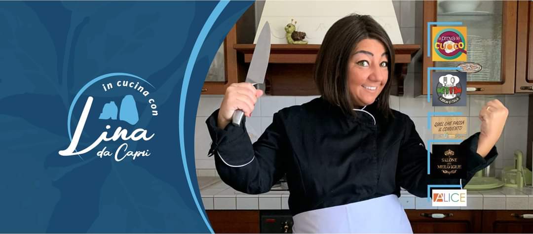  Lezioni di Cucina a Capri con chef Lina Russo. Scuola di cucina  minimo 2 persone ,il corso comprende la preparazione di antipasto, primo piatto, secondo piatto e dolce .I partecipanti mangeranno le pietanze  preparate ,avranno un grembiule, capello da chef, taccuino con penna per eventuali appunti e le ricette stampate . La durata del corso è di 3/4 ore . Per gli Associati Atex Isola di Capri 20% Sconto. Tel. +39 338 853 3410